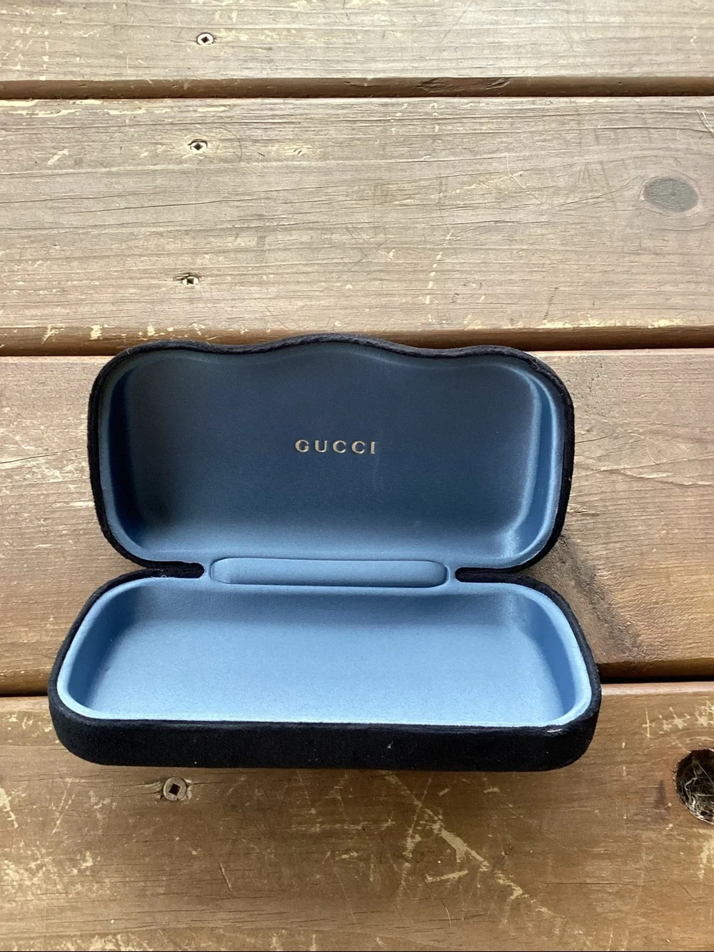 Gucci Large Black Velvet Clam Shell Clam Sunglasses Frame Case